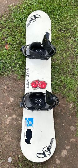 155cm Snowboard And Bindings 
