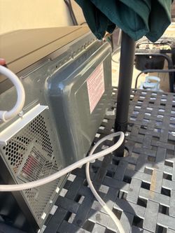 Practically new microwave