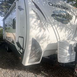 Travel Trailer 2014 Creekside 