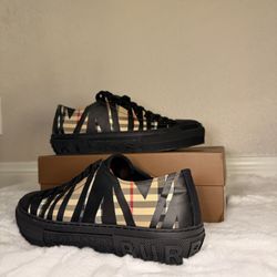 Burberry Luxury Shoes 