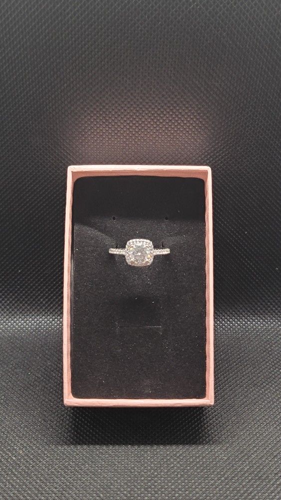 Adjustable .925 Sterling Silver 1ct Engament Ring W/ Certification