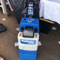 Rug Doctor Wide Track Carpet Cleaner 