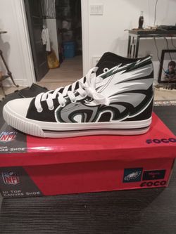 Philadelphia Eagles fans.
Here's my whole collection.
Plus more 500 bucks Everything extra large shoes size 9.
Shower curtain pants socks jackets