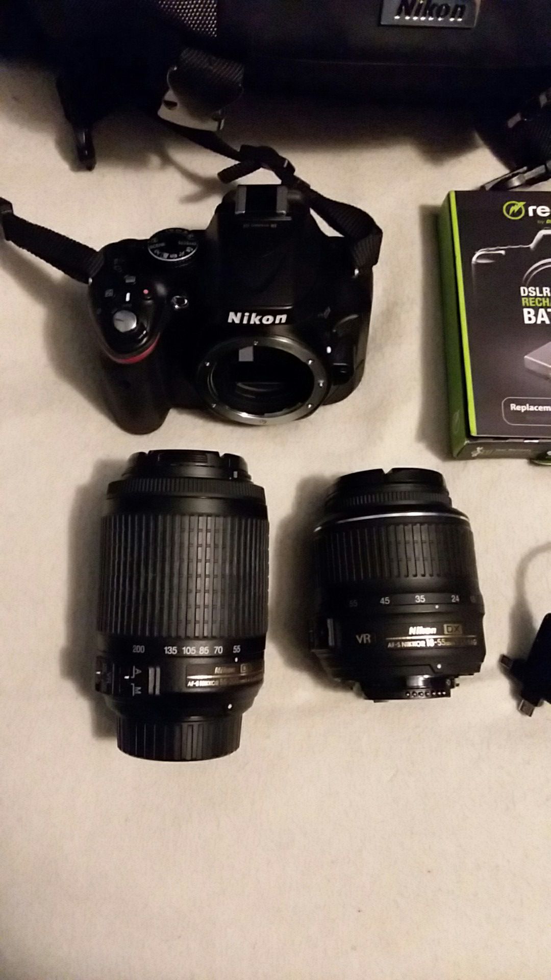 Nikon D5200 Digital Camera, Includes 2 Lenses, Nikon Bag, New charger & Battery