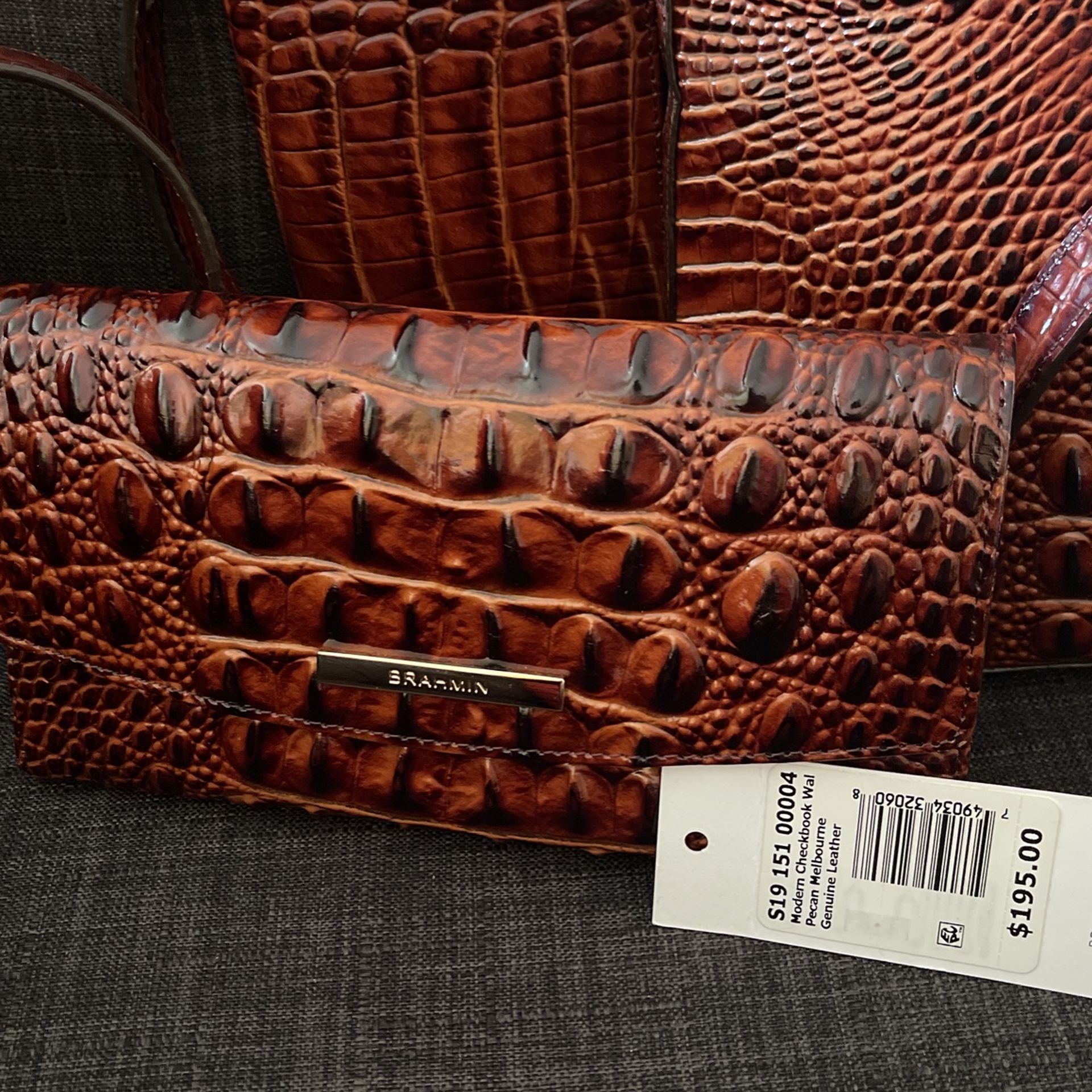 Brahmin Shoulder Purse With Wallet And Checkbook Cover for Sale in  Indianapolis, IN - OfferUp