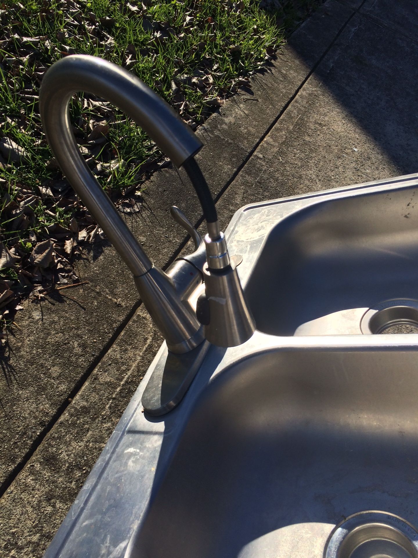 Kraus sink and faucet