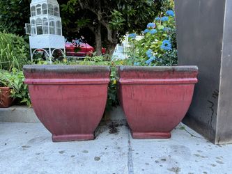 Set Of 2 Large Ceramic Pots