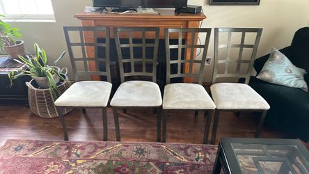 Set of 4 Metal Framed Chairs ($75 for all 4)