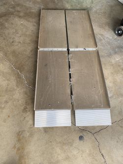 folded aluminum ramp