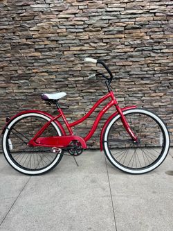 Huffy Cranbrook 26 inch Beach Cruiser Firehouse Red