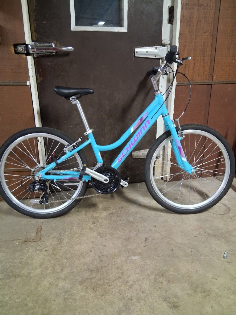 Schwinn Episode 21 Speed Mountain Bike