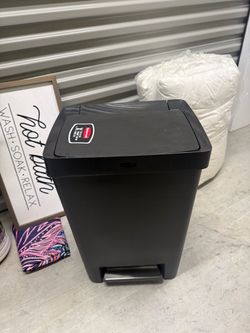 Trash Can