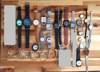 Lot of 26 watches
