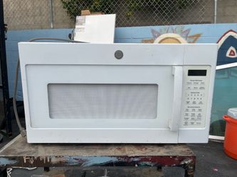 Microwave over oven