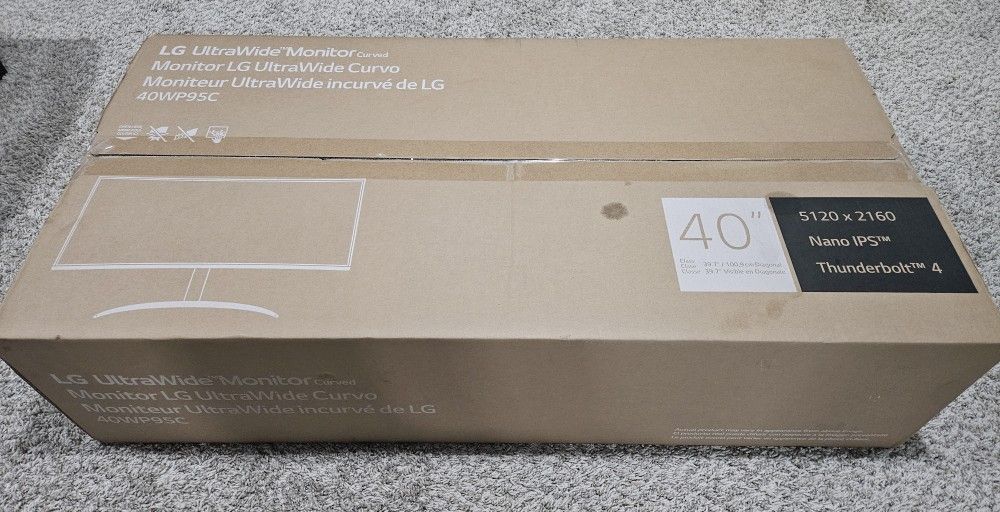 LG UltraWide Monitor Curved 40"