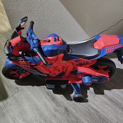 Spiderman Ride On Toy