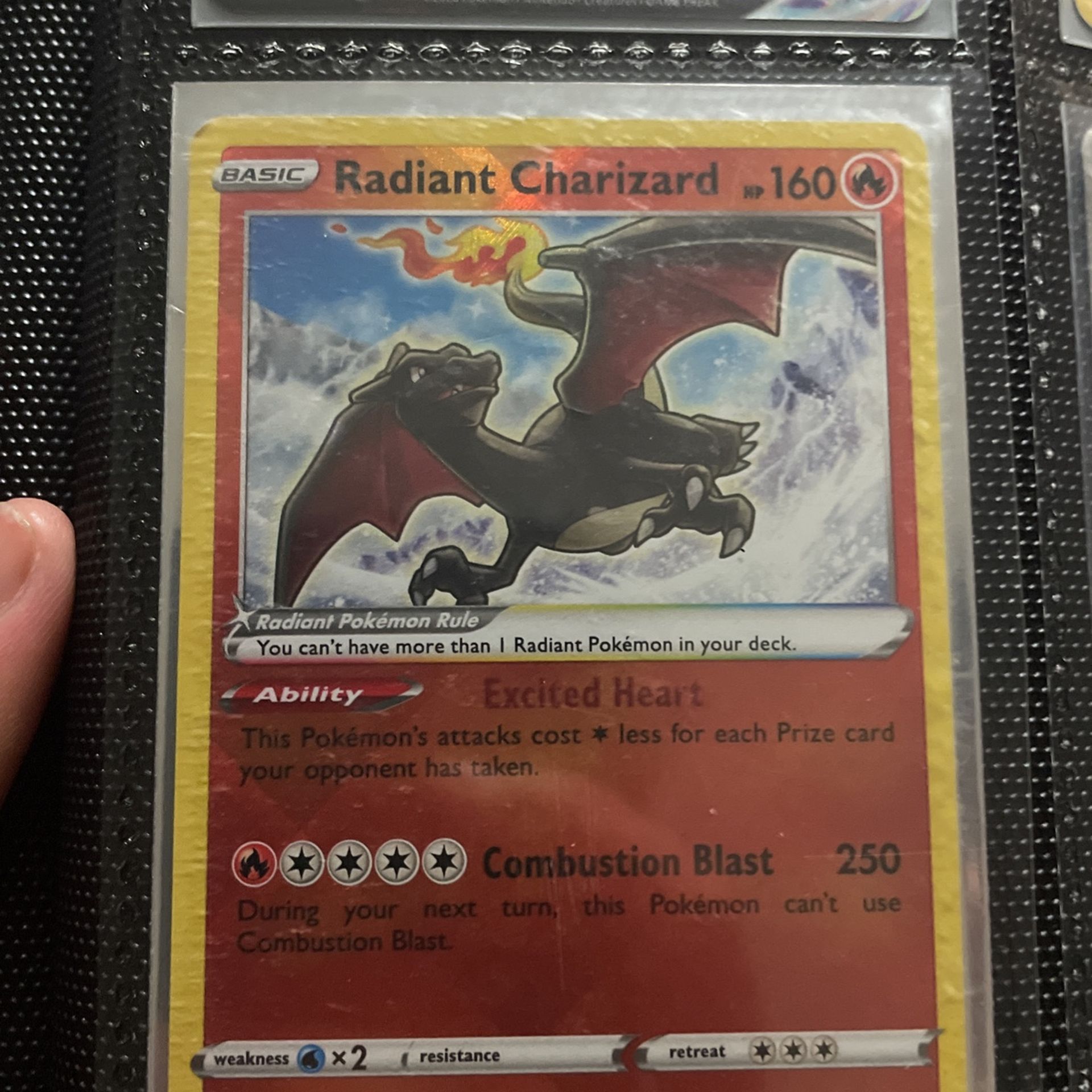 Charizard Pokémon Cards