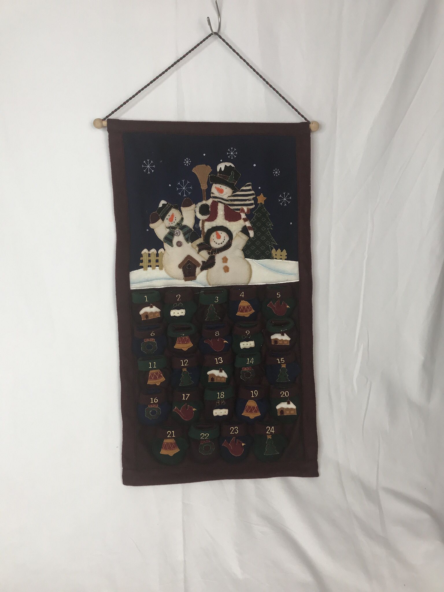 Christmas Advent Calendar W/ Mitten Pocket Countdown Velvet Snowmen Wall Hanging