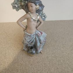 Lladro Figurine