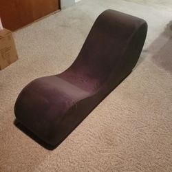 Liberator Esse Sensual Lounge Chair, Brown
