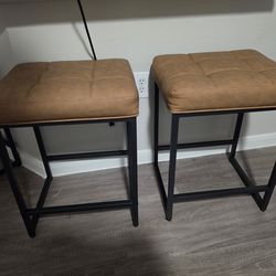 Set of 4 bar or counter stools