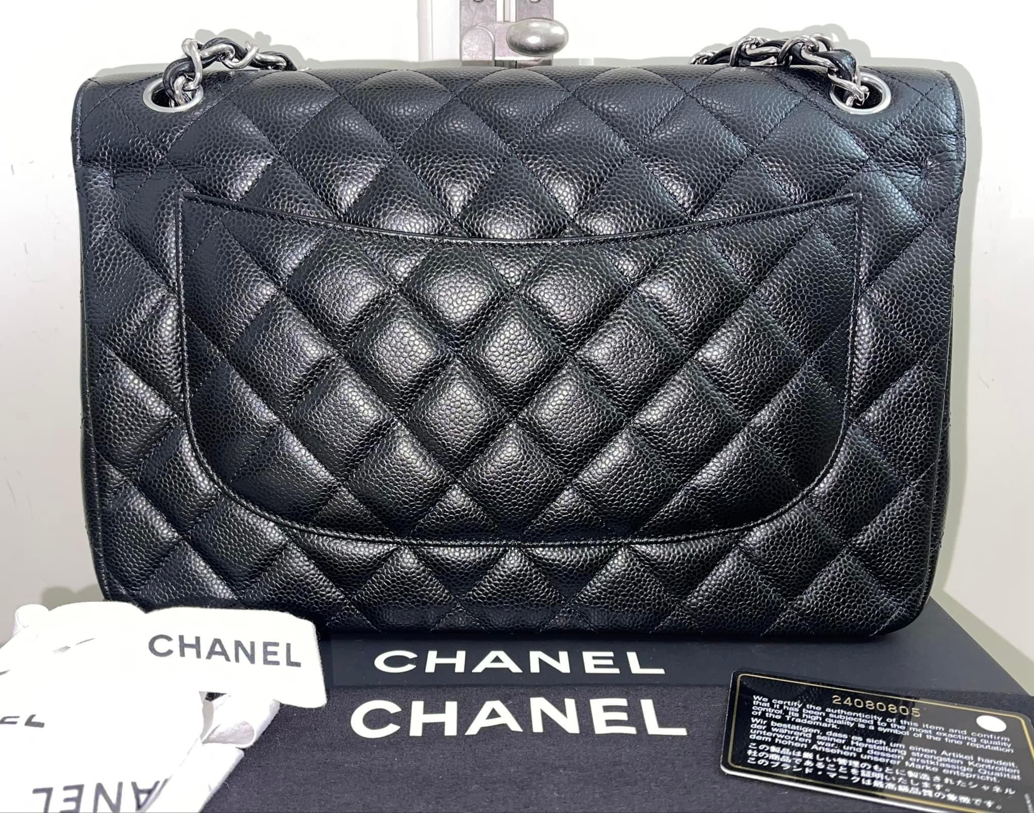 Chanel Jumbo Flap Bag for Sale in Boerne, TX - OfferUp