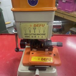 Key Cutting Machine