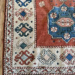 Authentic Vintage Rug In Great Condition
