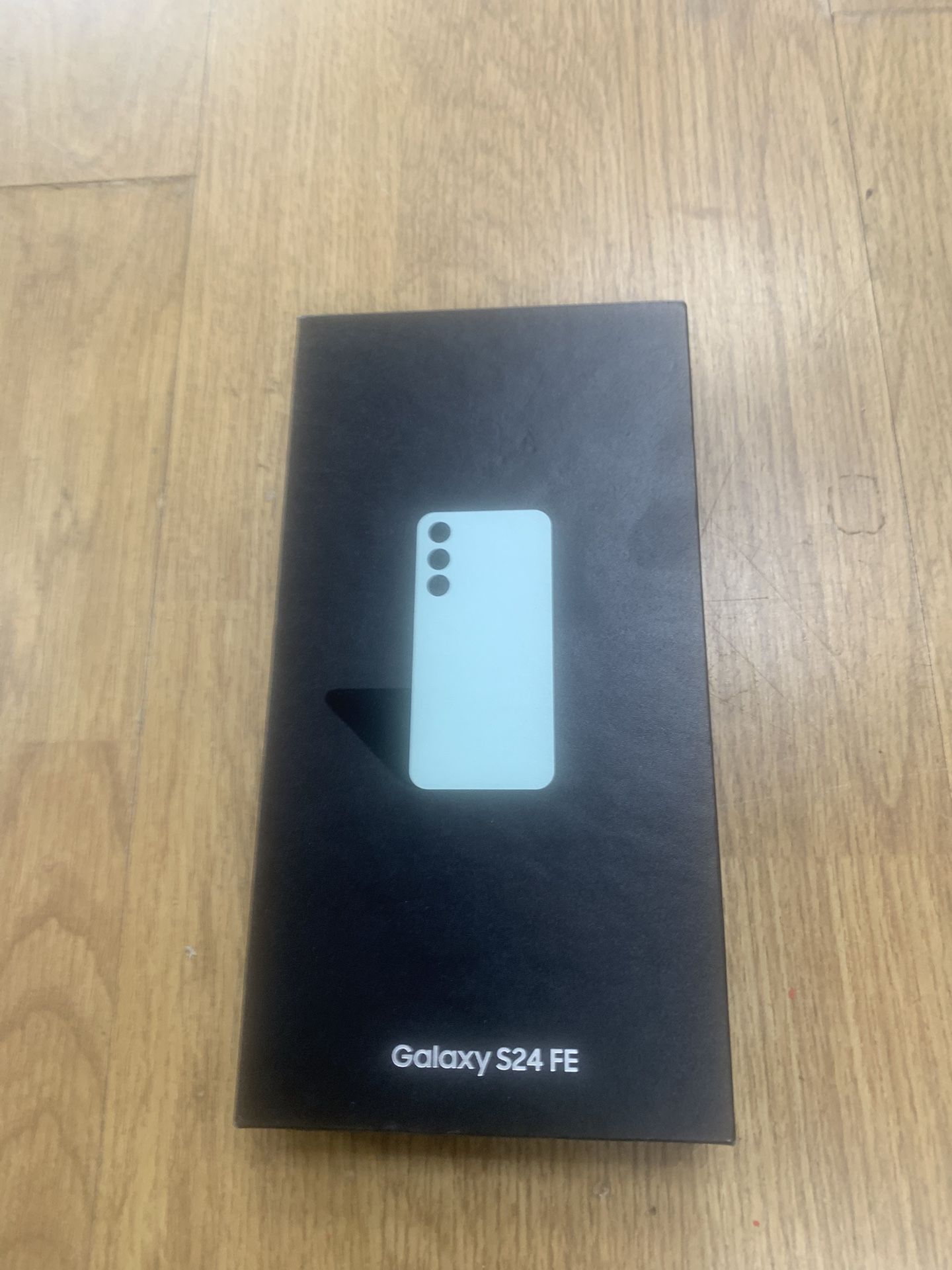 Samsung Galaxy S24 Fe 5g T-Mobile Or Metro Pcs