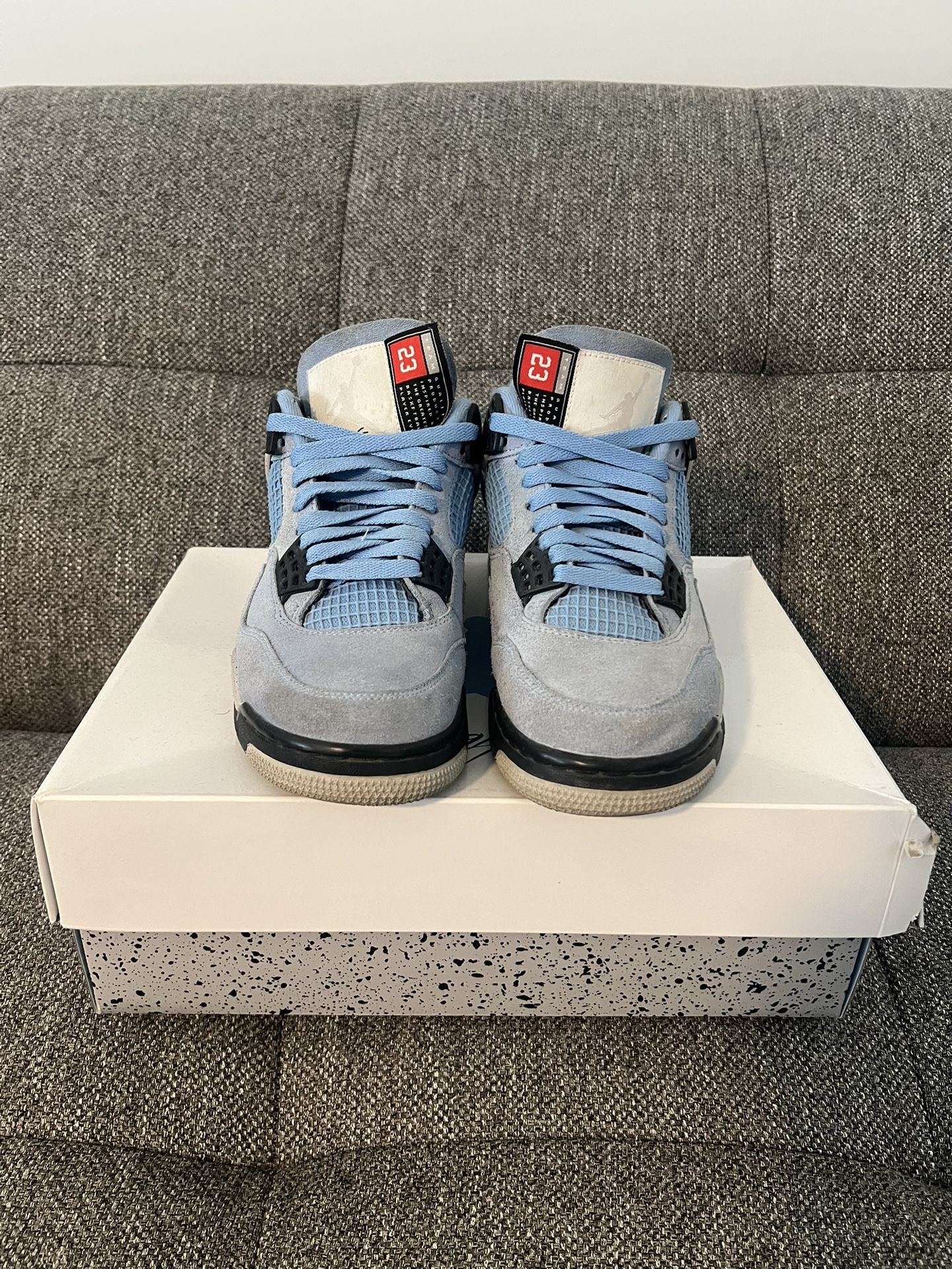 Jordan 4 Uncs Size 8 1/2