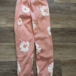 Pink Denmin Tears Pants Brand New Size Medium