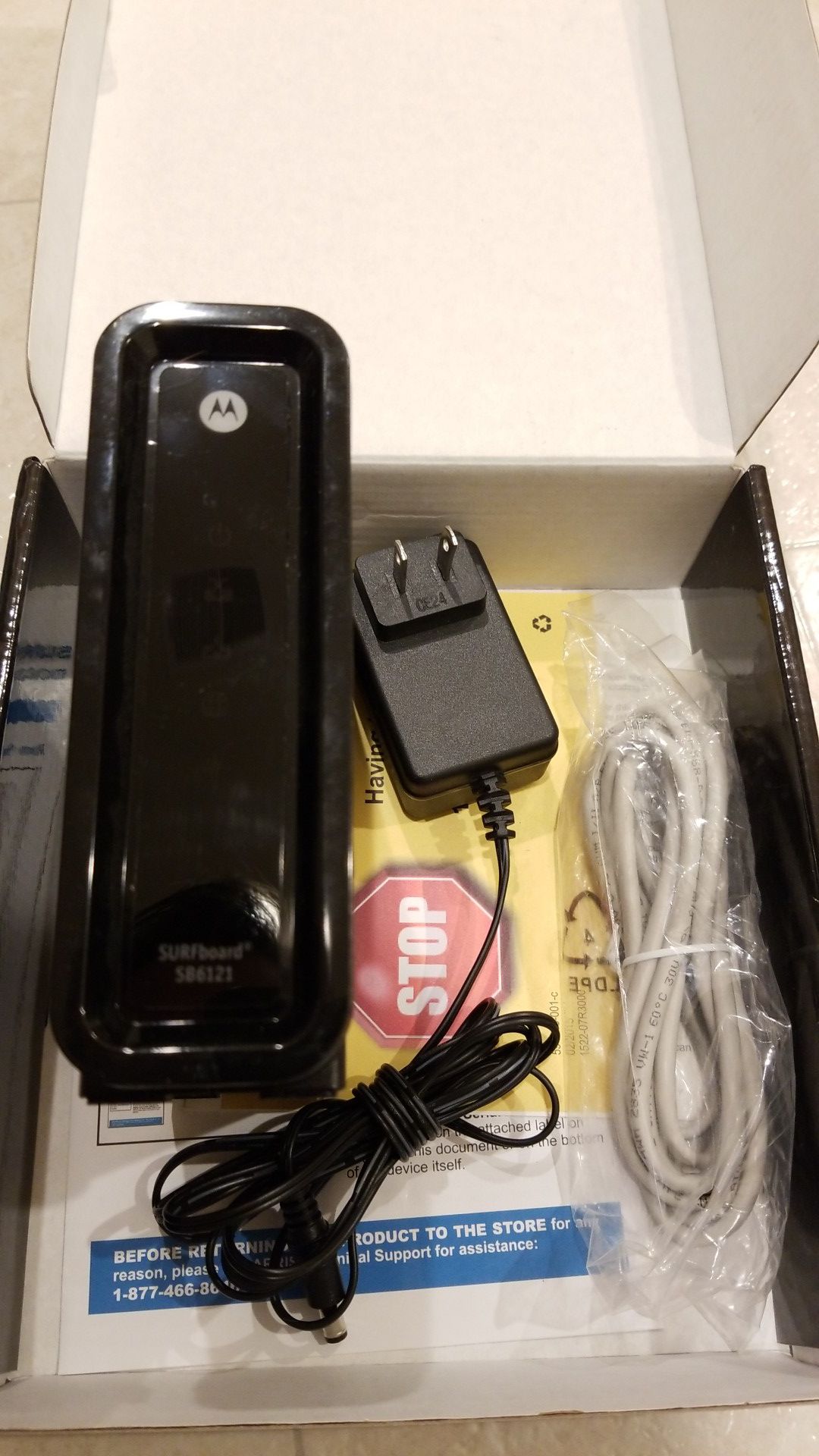 Motorola SB6121 4x4 cable modem