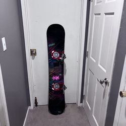 Snowboard with NEW Bindings - Size 150cm