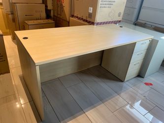 Maple executive desk 36”x72”