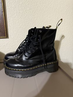 Dr.Martens