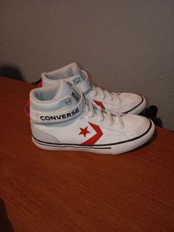 Size 3Y back to school $10 cute male or female red white and baby blue with insoles
