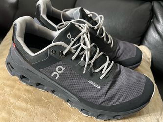 On clouds women’s