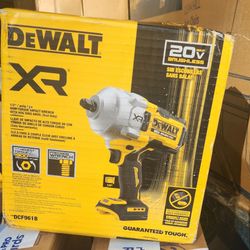 NEW DeWalt 20V XR Brushless 1/2" High Torque Impact Wrench - DCF961B