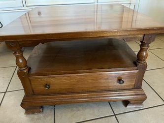 Mesa En Buenas Condiciones