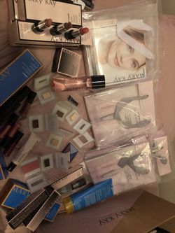 Makeup and skincare Mary Kay