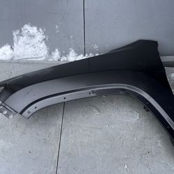 2019 2020 Jeep Cherokee Front LEFT DRIVER Side Fender OEM