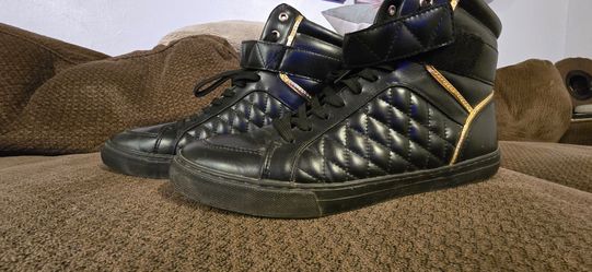 Black Guess shoes