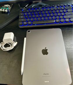 iPad Air Bundle!  (5th Gen)