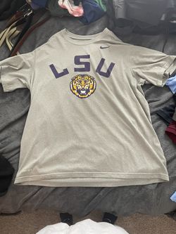 XL Nike LSU Shirt