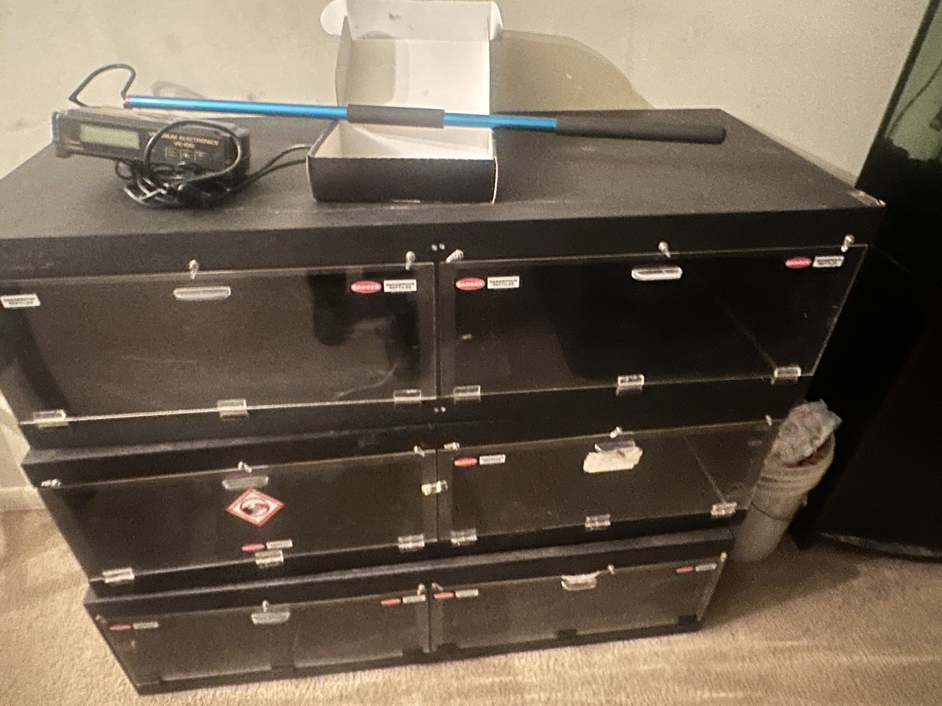 enclosure 4x2x1
