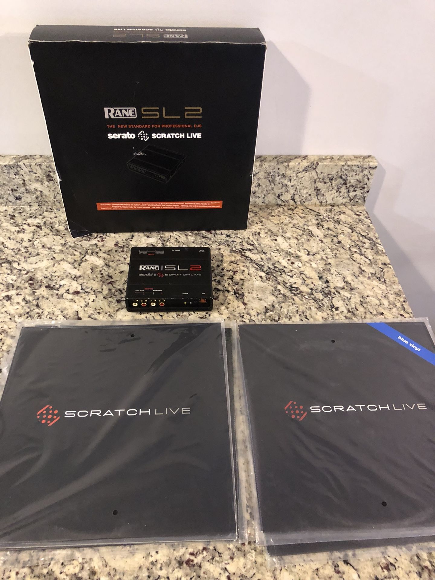 Serato SL2 (Box and Vinyls included )