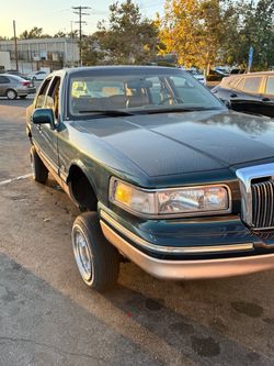 1997 Lincoln town car