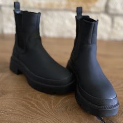 😎🖤Dream Pairs Chunky Lug Sole Boots🌸😀