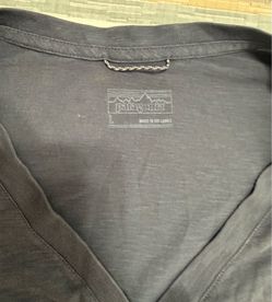 Patagonia grey sage long sleeved Large