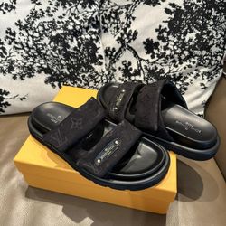 L.V  sandals Size 4-11